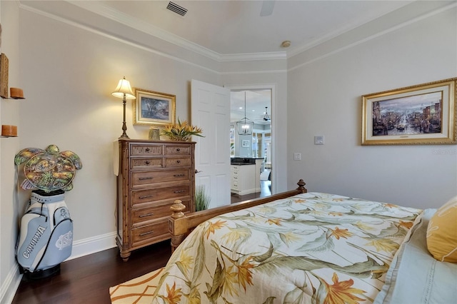 bedroom with dark wood-type flooring, baseboards, crown molding, and a ceiling fan
