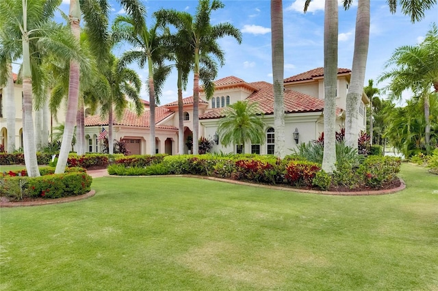 view of grassy yard