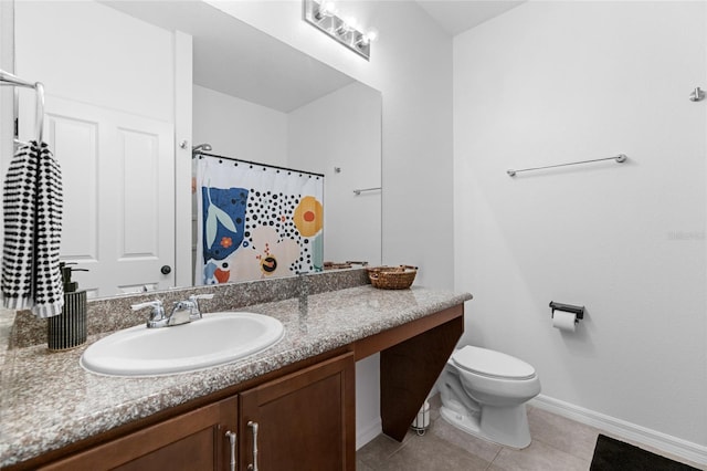 10626 Laguna Plains Dr, Riverview, FL 33578 - bathroom with tile patterned floors, baseboards, toilet, vanity, and curtained shower