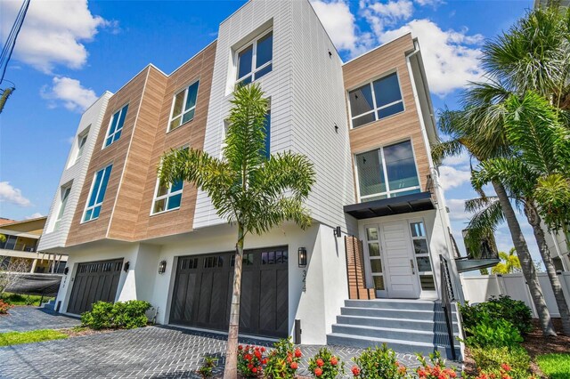 344 Capri Blvd, Treasure Island, FL 33706 - photo 3