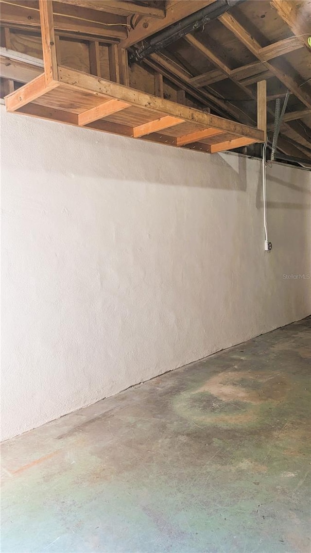5122 Dove Dr, New Port Richey, FL 34652 - view of unfinished below grade area