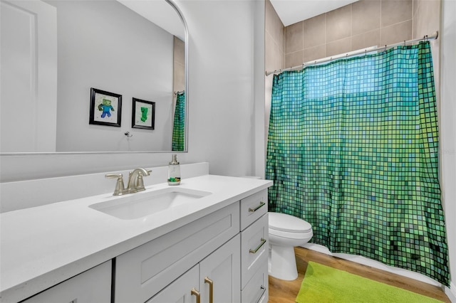 14902 Sweat Loop Rd, Wimauma, FL 33598 - bathroom featuring toilet, vanity, and a shower with shower curtain