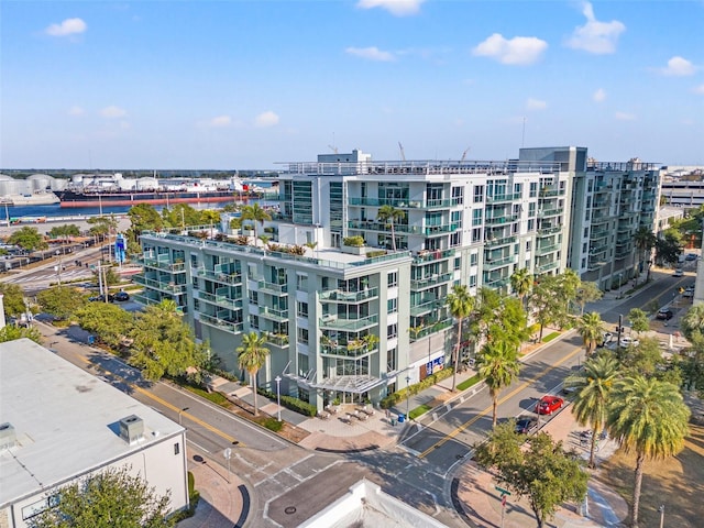 view of apartment building / complex