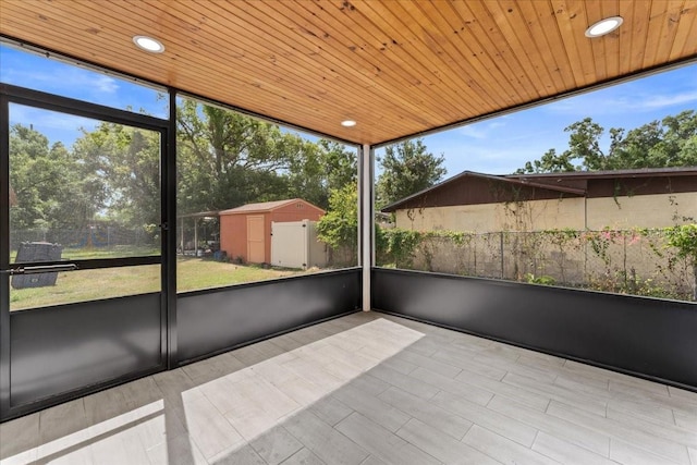 3215 E Powhatan Ave, Tampa, FL 33610 - view of unfurnished sunroom