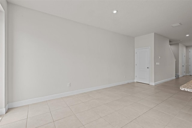 2432 Hearth Dr, Odessa, FL 33556 - unfurnished room featuring recessed lighting, baseboards, and light tile patterned flooring