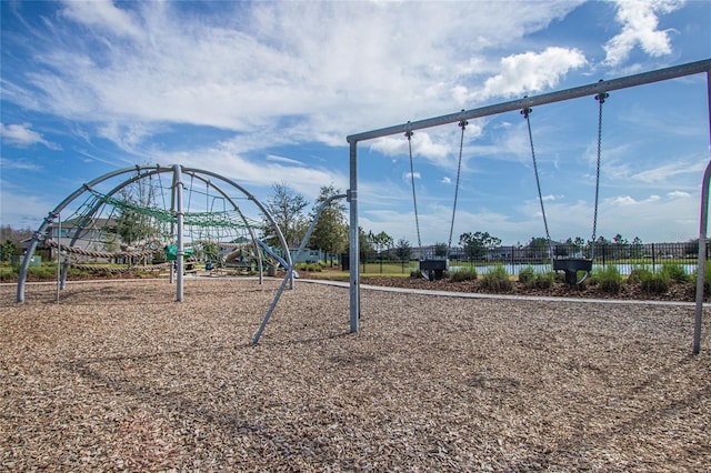 2432 Hearth Dr, Odessa, FL 33556 - communal playground with fence