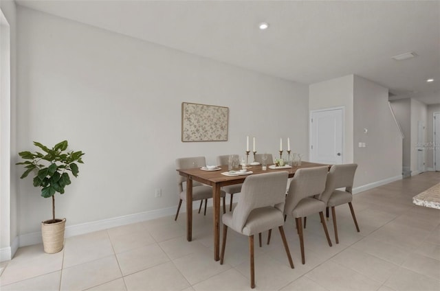 2432 Hearth Dr, Odessa, FL 33556 - dining area featuring light tile patterned floors, baseboards, and recessed lighting