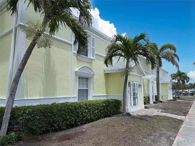 5225 Coquina Key Dr SE Unit B, Saint Petersburg, FL 33705 - photo 2