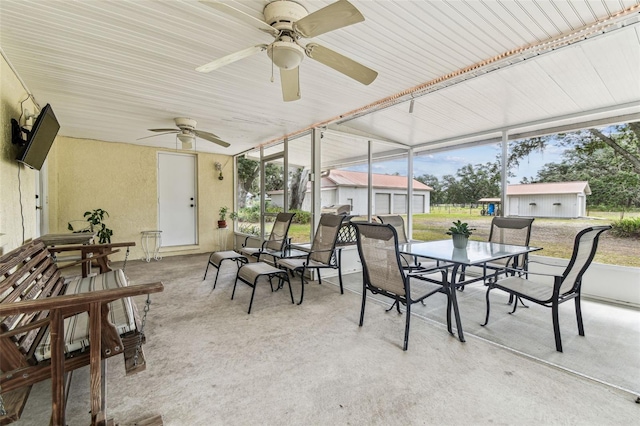 1202 Williams Rd, Plant City, FL 33565 - view of patio with outdoor dining space and a ceiling fan