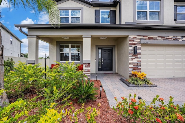 38198 Shale Stone Ct, Zephyrhills, FL 33540 - photo 2
