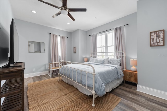 bedroom with baseboards, wood finished floors, recessed lighting, and ceiling fan