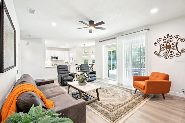 9203 Meadow Lane Ct, Tampa, FL 33647 - photo 7