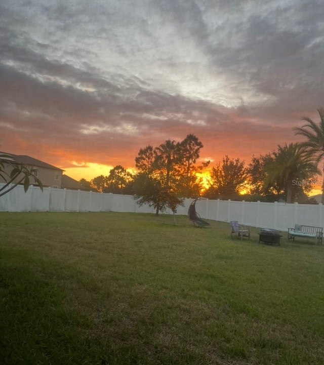 11606 Kilkenny Coral Dr, Riverview, FL 33579 - view of yard at dusk