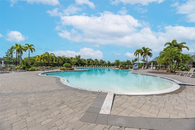 11606 Kilkenny Coral Dr, Riverview, FL 33579 - community pool with a patio area