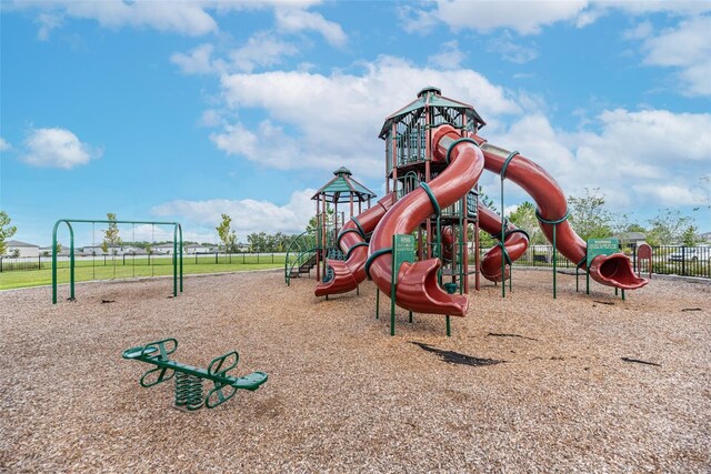 11606 Kilkenny Coral Dr, Riverview, FL 33579 - view of community jungle gym