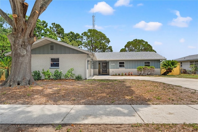 13211 111th Ln, Largo, FL 33778 - photo 1