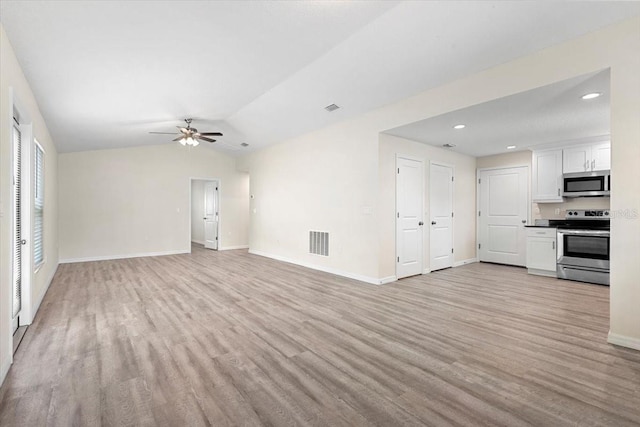 2906 E Columbus Dr, Tampa, FL 33605 - unfurnished living room with light wood-type flooring, visible vents, recessed lighting, a ceiling fan, and baseboards