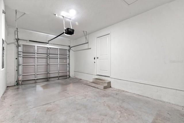 2906 E Columbus Dr, Tampa, FL 33605 - garage with a garage door opener