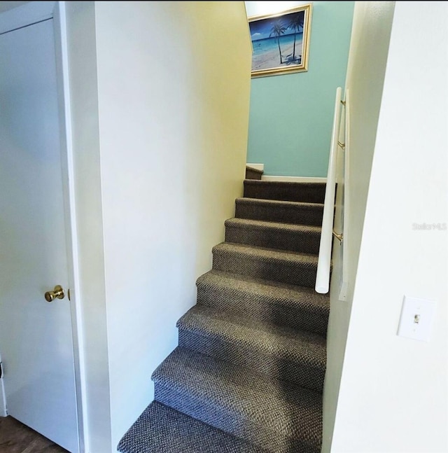 323 Rex Pl Unit G, Madeira Beach, FL 33708 - view of staircase