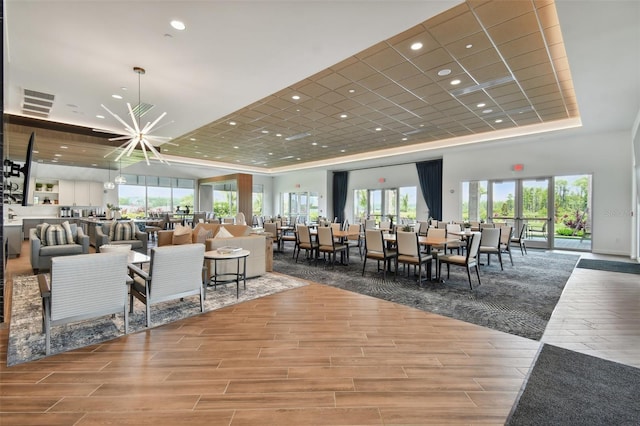 building lobby featuring recessed lighting