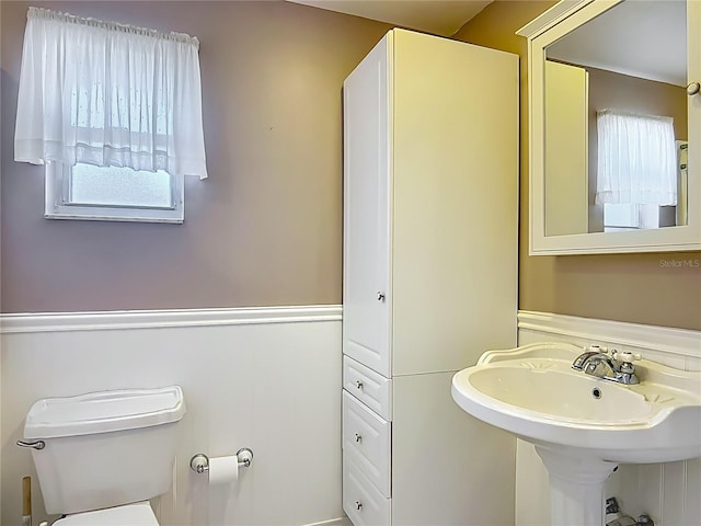9679 W Pimpernel Ln, Crystal River, FL 34429 - half bathroom with a sink and toilet