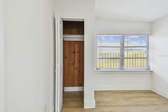 3535 16th St N, Saint Petersburg, FL 33704 - unfurnished bedroom featuring light wood-style flooring and baseboards