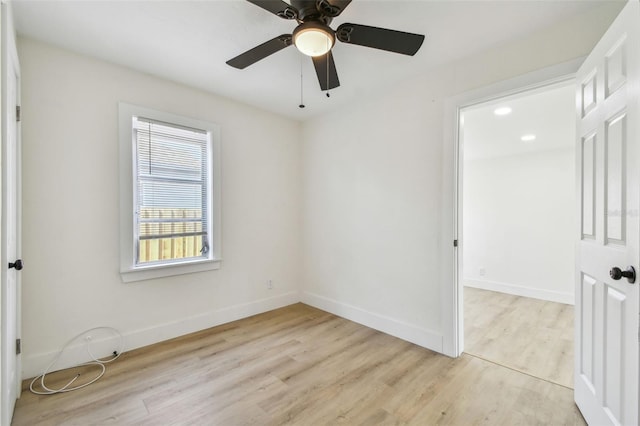 3535 16th St N, Saint Petersburg, FL 33704 - unfurnished bedroom with light wood-type flooring, baseboards, and ceiling fan