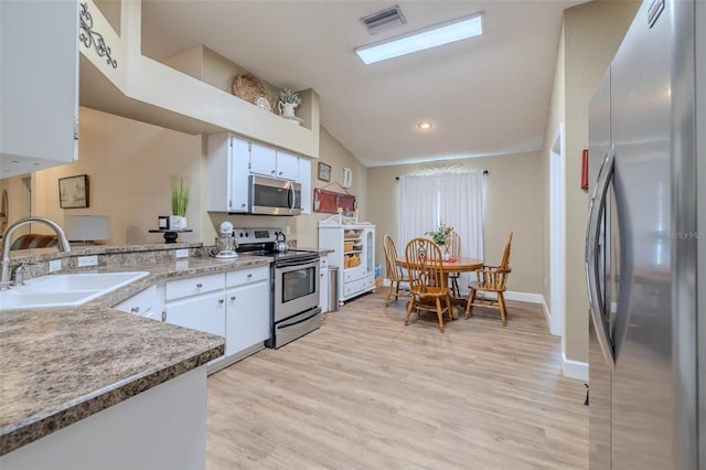 412 Henderson Ave, Seffner, FL 33584 - photo 12