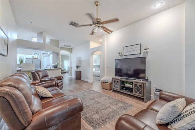 412 Henderson Ave, Seffner, FL 33584 - photo 21