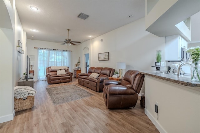 412 Henderson Ave, Seffner, FL 33584 - photo 23