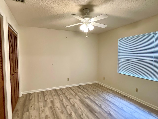16517 Norwood Dr, Tampa, FL 33624 - photo 16