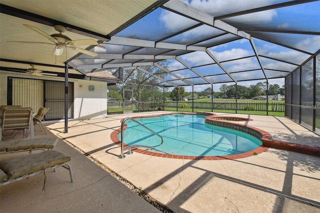 16517 Norwood Dr, Tampa, FL 33624 - photo 17