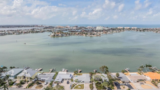 7092 S Shore Dr S, Saint Petersburg, FL 33707 - aerial view of residential area featuring a large body of water
