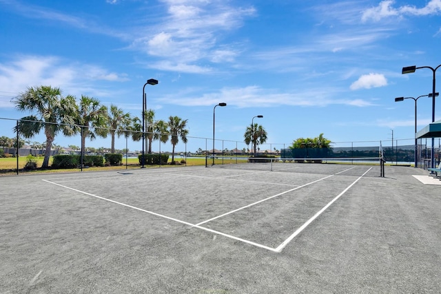 915 Tidewater Shores Loop, Bradenton, FL 34208 - view of tennis court with fence