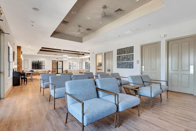 915 Tidewater Shores Loop, Bradenton, FL 34208 - lobby featuring recessed lighting