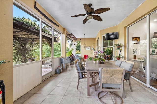 5296 Slater Rd, Spring Hill, FL 34608 - sunroom / solarium featuring tile patterned flooring