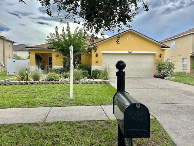 10607 Boyette Creek Blvd, Riverview, FL 33569 - photo 1