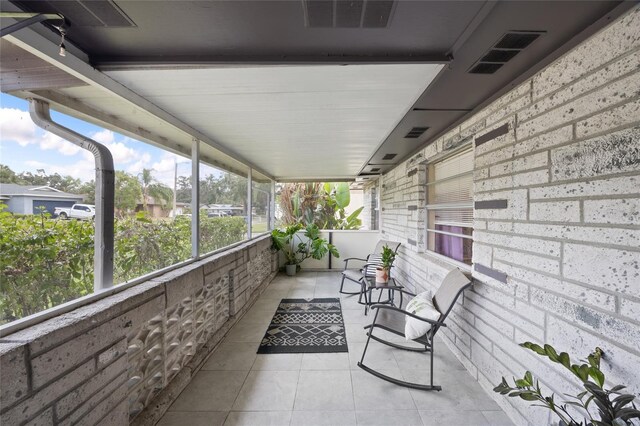 916 Shangri La Dr, Seffner, FL 33584 - view of sunroom / solarium