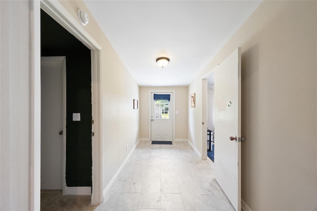 916 Shangri La Dr, Seffner, FL 33584 - view of hall