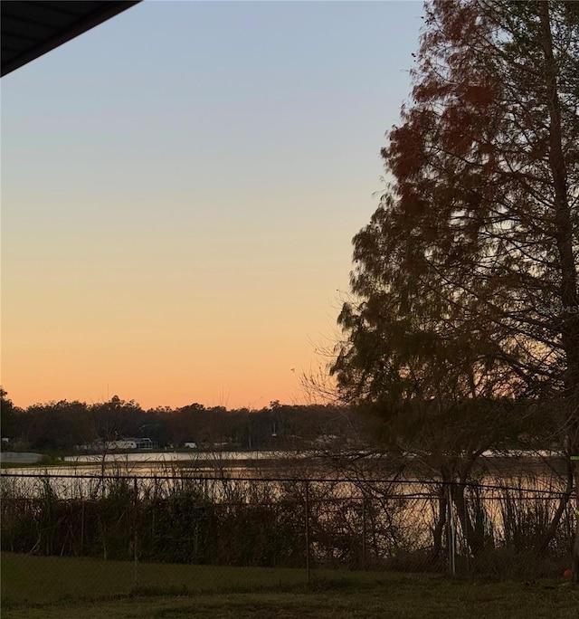 916 Shangri La Dr, Seffner, FL 33584 - water view featuring fence