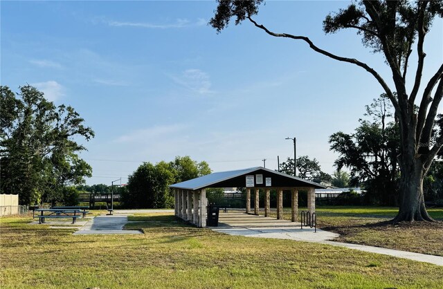 916 Shangri La Dr, Seffner, FL 33584 - view of home's community with a gazebo, a yard, and a carport