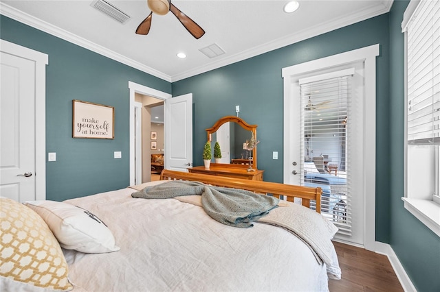 3611 W Royal Palm Cir, Tampa, FL 33629 - bedroom with wood finished floors, crown molding, access to outside, baseboards, and recessed lighting