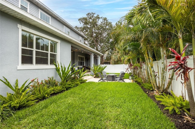 3611 W Royal Palm Cir, Tampa, FL 33629 - view of yard featuring a patio