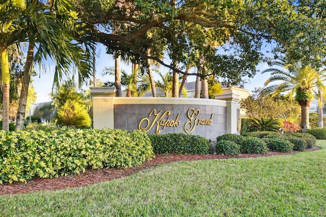 11162 Kapok Grand Cir, Madeira Beach, FL 33708