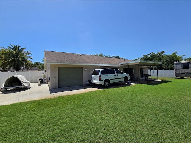 827 Creekside Ln, Palm Harbor, FL 34684 - view of side of property with an attached garage, driveway, a sunroom, and stucco siding