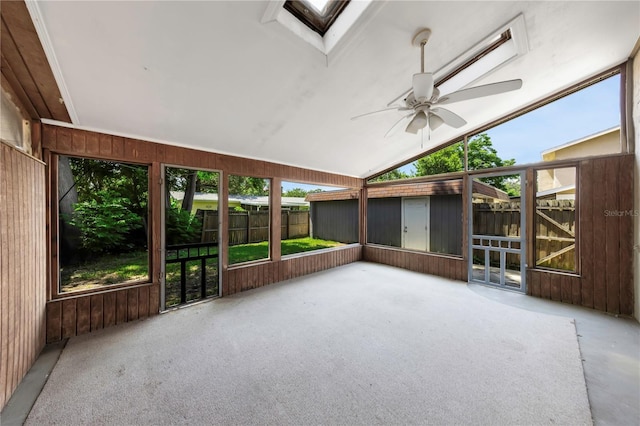 2048 Los Lomas Dr, Clearwater, FL 33763 - unfurnished sunroom with ceiling fan and vaulted ceiling
