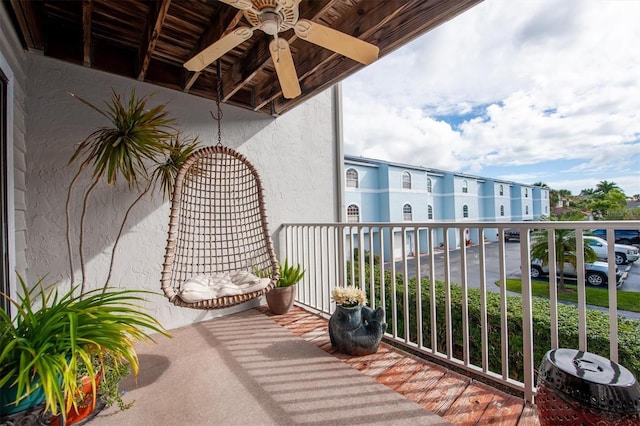 745 Pinellas Bayway S Unit 206, Saint Petersburg, FL 33715 - balcony featuring a ceiling fan
