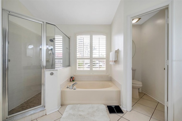 815 Sandy Trail Pl, Brandon, FL 33511 - full bathroom with tile patterned flooring, a garden tub, toilet, and a stall shower