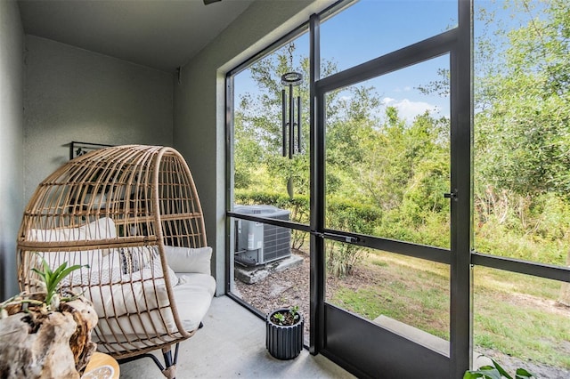 1594 Cassius St, Lutz, FL 33549 - view of sunroom / solarium