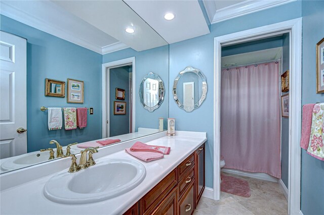 124 Barrington Dr, Brandon, FL 33511 - bathroom featuring vanity, a shower with shower curtain, crown molding, baseboards, and wine cooler